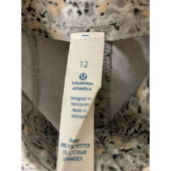 Lululemon Forme Jacket women's size 12 - Picture 4 of 5